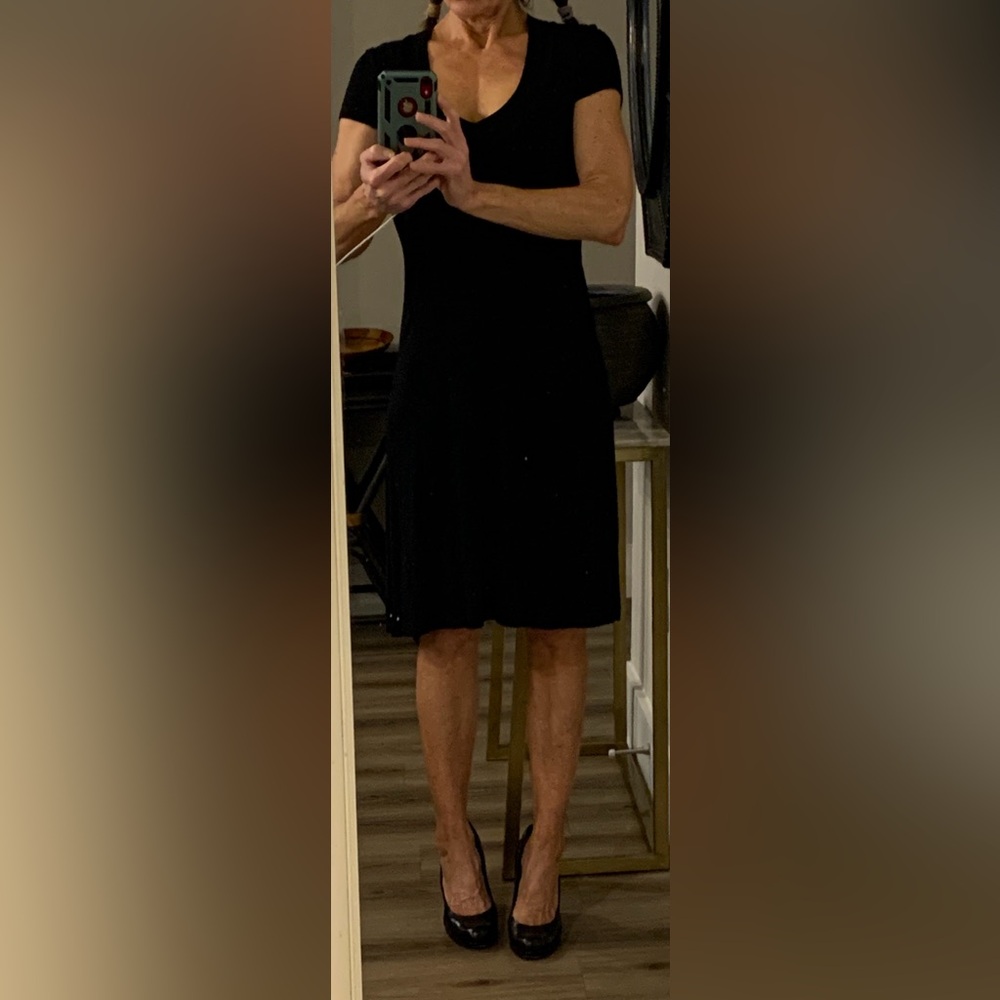 Karen Kane Black V-Neck Top